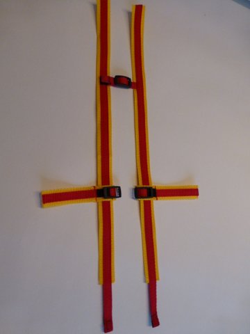 Gurtzeug in rot/gelb